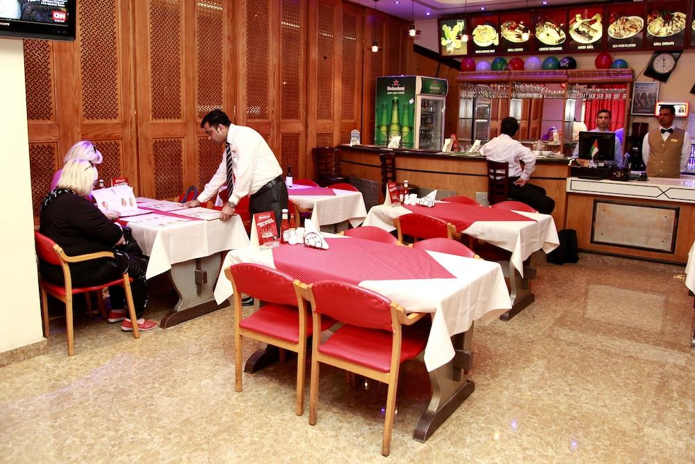 Orchid Hotel Deira Dubai Bagian luar foto