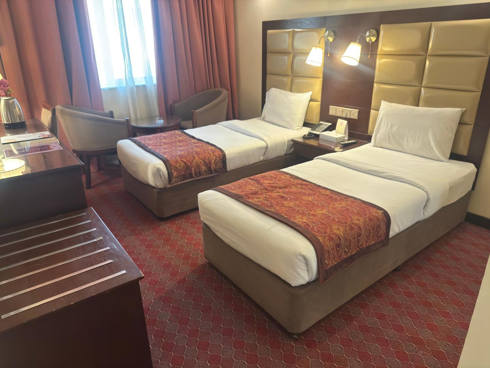 Orchid Hotel Deira Dubai Bagian luar foto